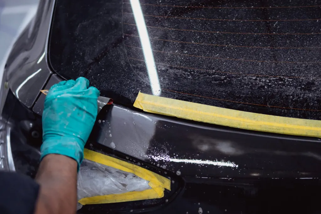 Preparación de pintura Mazda Colautos