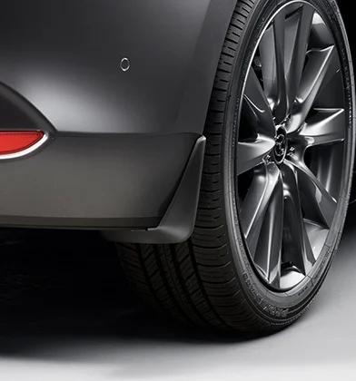 Mazda 3 — Aletas guardafango traseras
