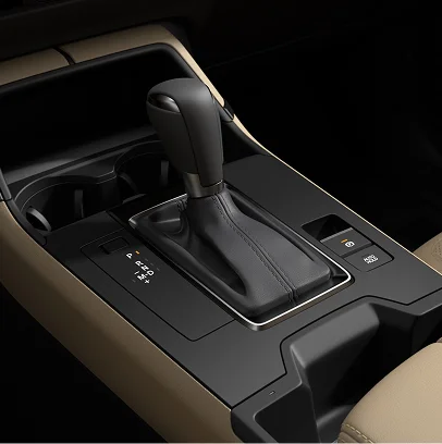Palanca de cambios y botones de la consola central de la nueva Mazda CX-5