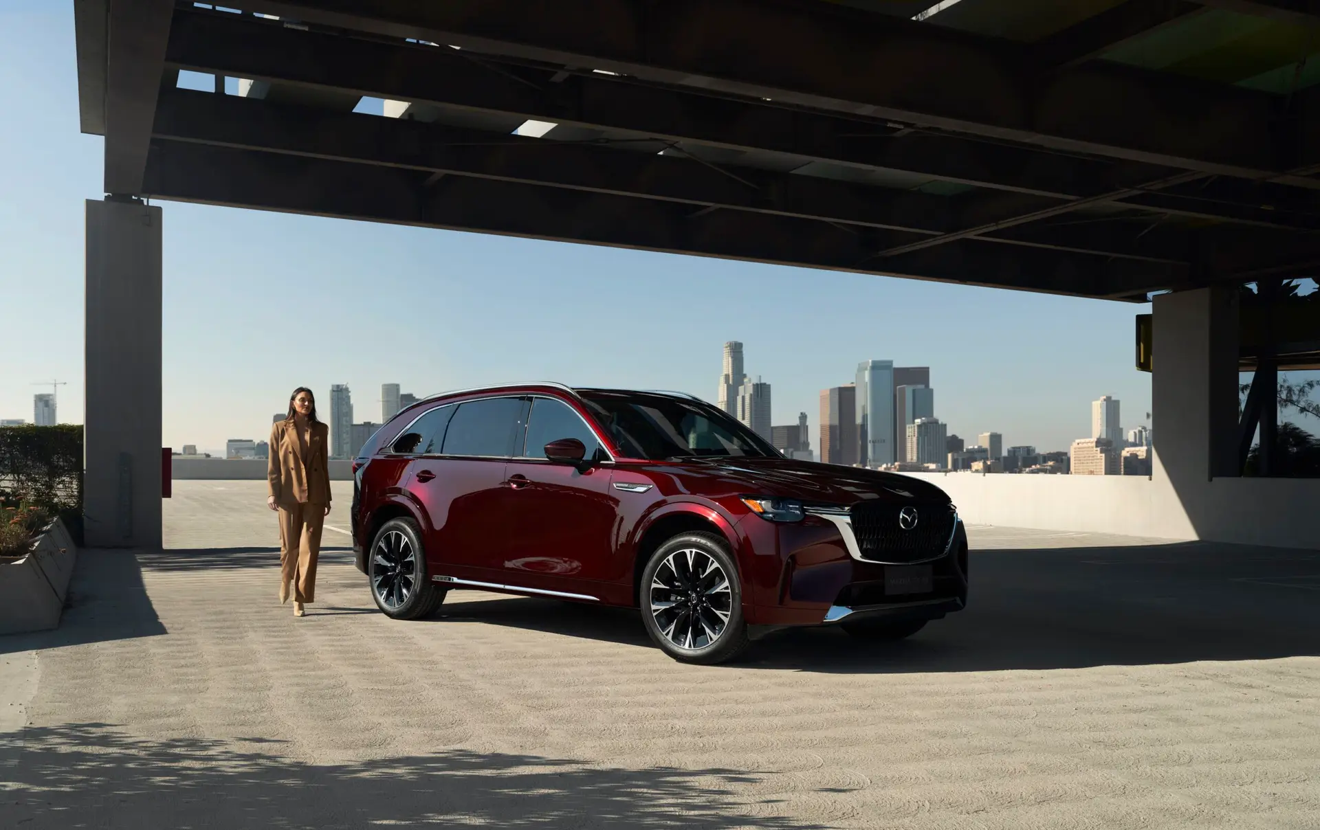 Mazda CX-90 vista frontal